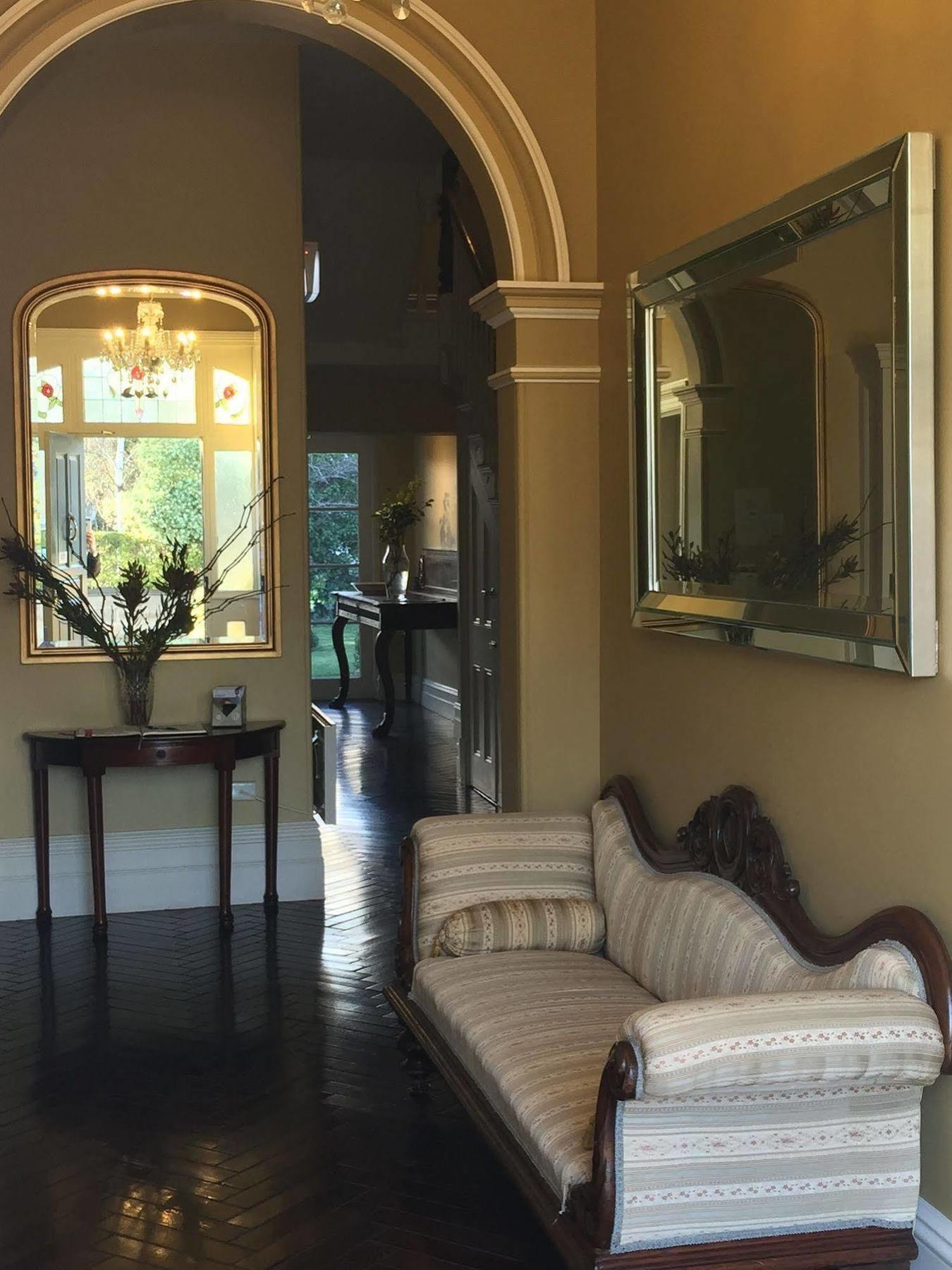 Clydesdale Manor Bed and Breakfast Χόμπαρτ Εξωτερικό φωτογραφία